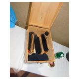 SHOESHINE KIT IN GRIFFIN SHINEMASTER BOX