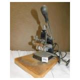 KINGSLEY STAMPING MACHINE CO.  NO. 19548 NEEDS A