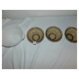 WHITE PYREX BOWL HAS CHIP +PIE PANS