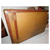 VINTAGE SUITCASE 33"X22"X9"