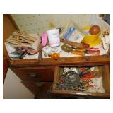 HAMMERS; SCREW DRIVERS; EXTENSION CORDS; LOPPERS;