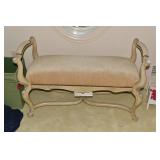 THOMASVILLE VANITY BENCH W/ ARMS - TAN UPHL ARM