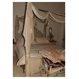 CARVED THOMASVILLE 4 POSTER BED W/ CANOPY IRON
