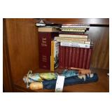 GOOD NEWS BIBLE, FIGURINES ANIMAL FIGURINES