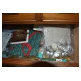 HOLIDAY RUNNER 60X 84 NAPKINS PLACE HOLDER