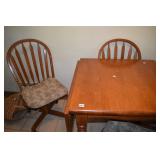 DROP SIDE DINING TABLE 32X32 2 8IN DROPS FELT