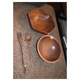 WOOD SALAD WITH UTENSILS