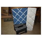 STEP STOOL, MEMO BOARDS