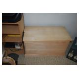 PINE HINGED CHEST 19H 33W 17D