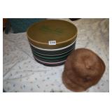 MINK HAT, HENS AND KELLY HAT BOX