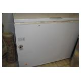 CHEST FREEZER