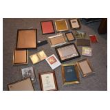 FRAMES AT LEAST 20 WITH TOTE