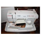 SEWING MACHINE SINGER NEW