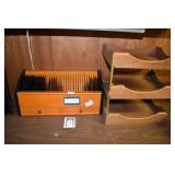 STACKING PAPER HOLDER ORGANIZER, MAGNIFICATION