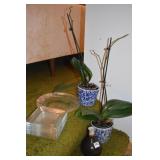 POTTERY VASE, COLBOLT BOWLS, HAND PAINTED TRAY,