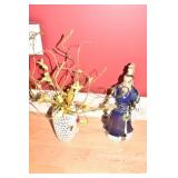 HAND STITCHED QUILT WITH BASKET DESIGN PATTERN