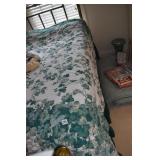 FULL SIZE IVY COMFORTER, BED SKIRT AND SHEETS