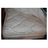 FULL SIZE BOX SPRING AND MATTRESS CLEAN
