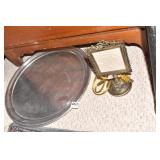 SERVING TRAY AND FRAME