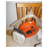 ELECTRIC CORD WITH REEL, LIGHT, WOODEN DÉCOR