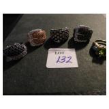 FIVE COSTUME JEWELRY LADIES RINGS
