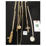 GROUP OF CHAIN NECKLACES RELIGIOUS, CROSS, ANGEL