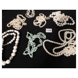 GROUP OF COSTUME JEWELRY NECKLACES, CULTURED