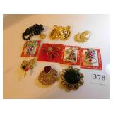ASSORTED CHRISTMAS PINS, CLOWN AND LARGE TIGER,