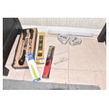 CARVING SET & LIGHTS MOTION SENSOR 2