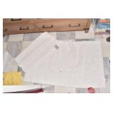WHITE BATH MATS