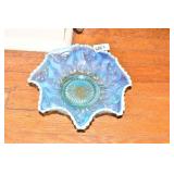 BLUE ORIENTAL RUFFLE EDGE BOWL