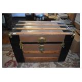 ANTIQUE TRUCK - BEAUTIFUL FINISH 28" X 17" X