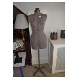 DRESS FORM ADJUSTABLE 62" H