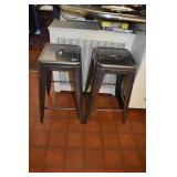 METAL BAR STOOLS 24"