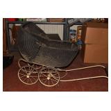VICTORIAN STROLLER WICKER
