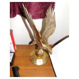 BRASS EAGLE STATUE 11H