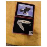 ENFOLDING KINFE WITH EAGLE DESIGN