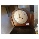 CLOCK KEY WOUND ENGLAND, NO KEY