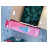 FIBEROPTIC TREE, CHRISTMAS TREE