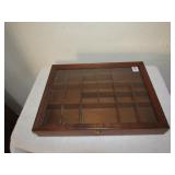 DISPLAY CASE 16" X 12" X 2.5" H