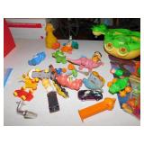 FRED FLINTSTONE, SPACE CAR, SMALL ACCESSORIES,