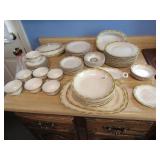 ASSORTED SET OF DISHES, EDWIN KNOWLES, 4 COURTING