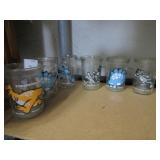12 WELCHES CARTOON CHARACTER GLASSES