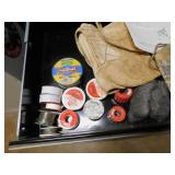 NAIL HOLDERS, SOLDER WIRE, FISHING LINE, WIRE,