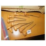8 SMALL CHISELS