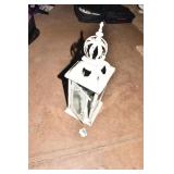 WHITE LANTERN 18"