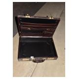 BRIEFCASE