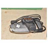 BLACK & DECKER BELT SANDER