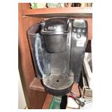 KEURIG COFFEE MAKER