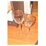 SET OF GLASSES 6 WINE GLASSES RED AND 6 WHITE WINE